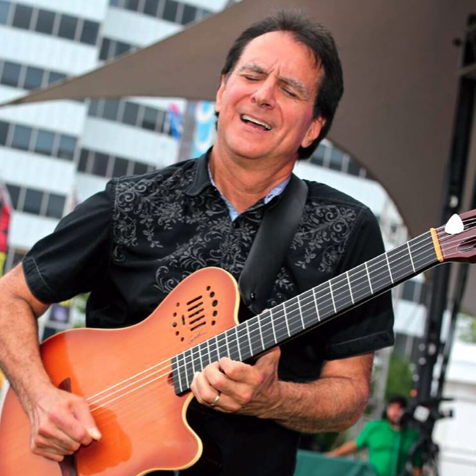 Photo of Ken Navarro